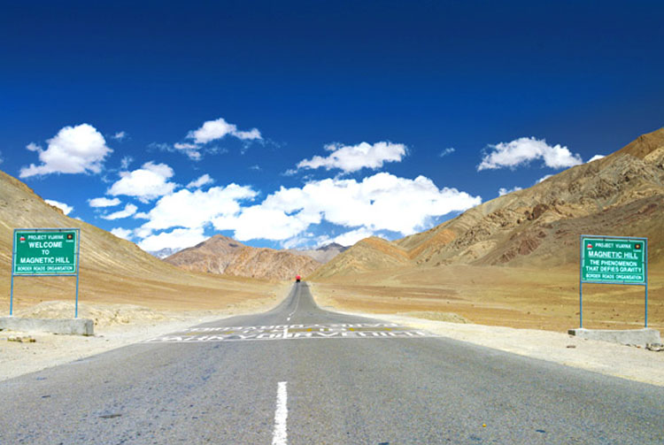 Road near Magnetic Hill